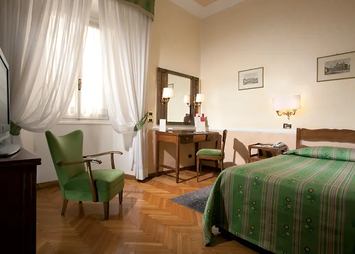 Hotel Bettoja Massimo D'azeglio 4*