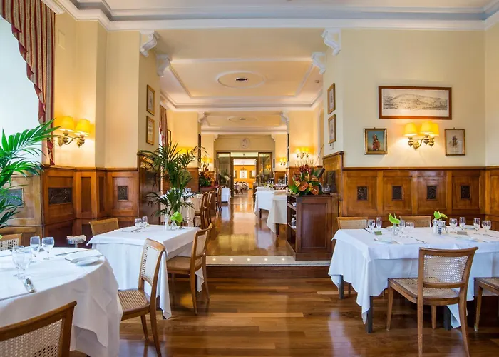 Hotel Bettoja Massimo D'azeglio 4*