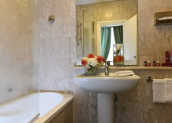 Bettoja Massimo D'azeglio Hotel 4*