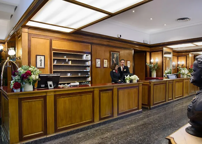 Hotel Bettoja Massimo D'azeglio 4*
